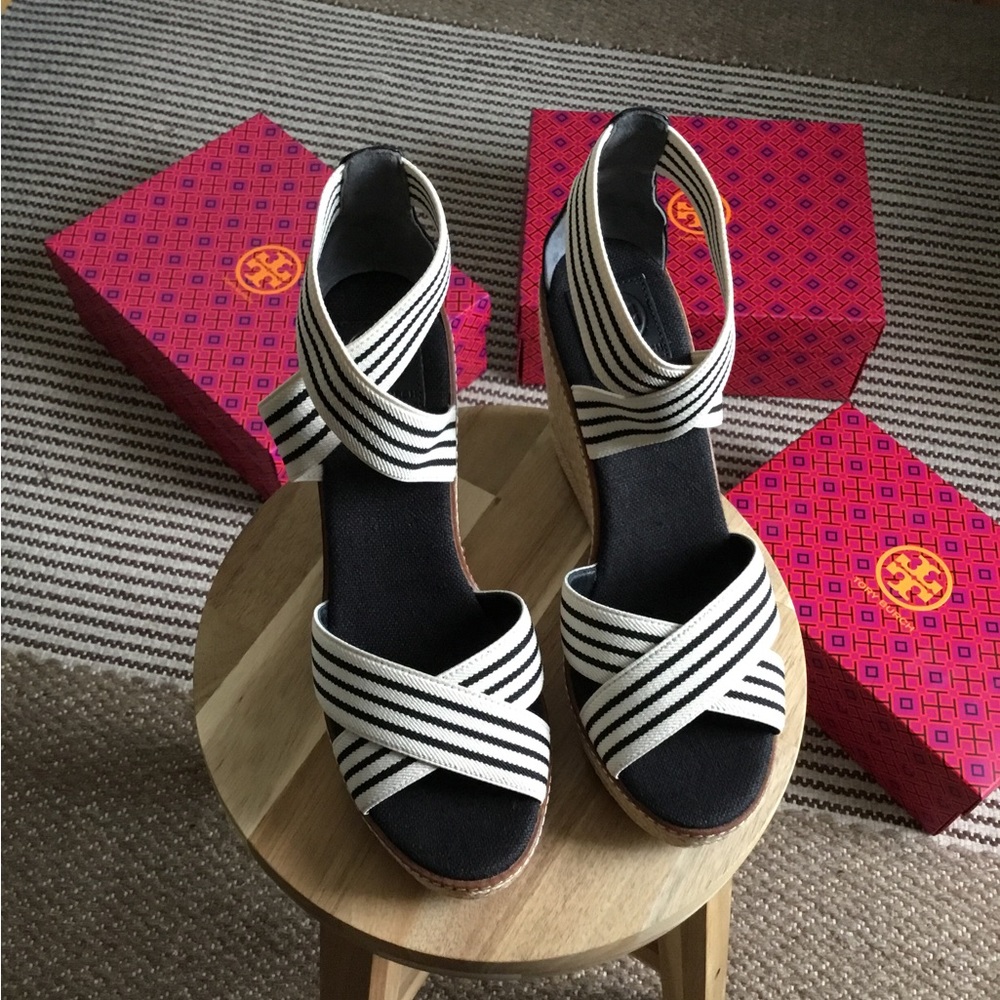 TORY BURCH BLACK WHITE STRIPE PERFECT BLACK FRIEDA 100MM ESPADILLA NEW IN BOX
